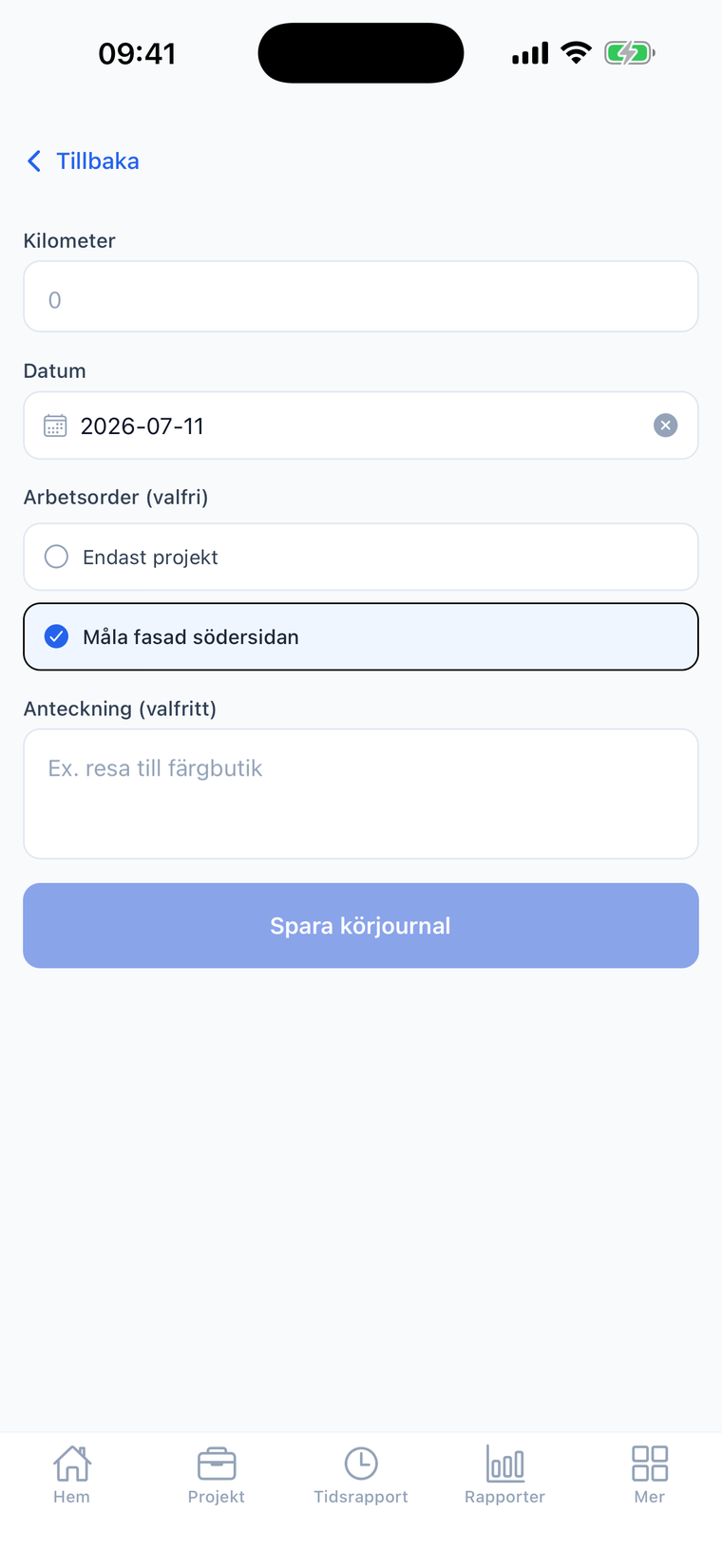 Körjournal i Crewlog-appen — logga körda kilometer med datum och anteckning, kopplat till projektets arbetsorder.